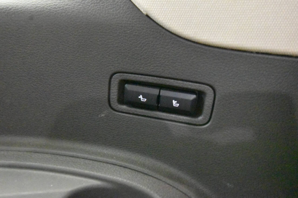 2022 Lincoln Navigator Reserve 4x4 4dr SUV, Blanco, Mileage: 34,977 - photo 39