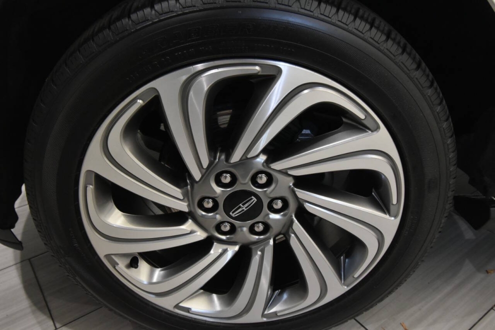 2022 Lincoln Navigator Reserve 4x4 4dr SUV, Blanco, Mileage: 34,977 - photo 9