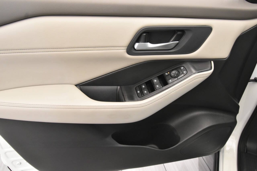 2023 Nissan Rogue SV AWD 4dr Crossover, , Mileage: 78,761 - photo 12