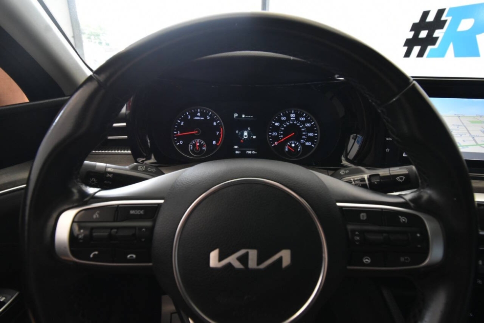 2022 Kia K5 EX 4dr Sedan, Silver, Mileage: 79,805 - photo 24