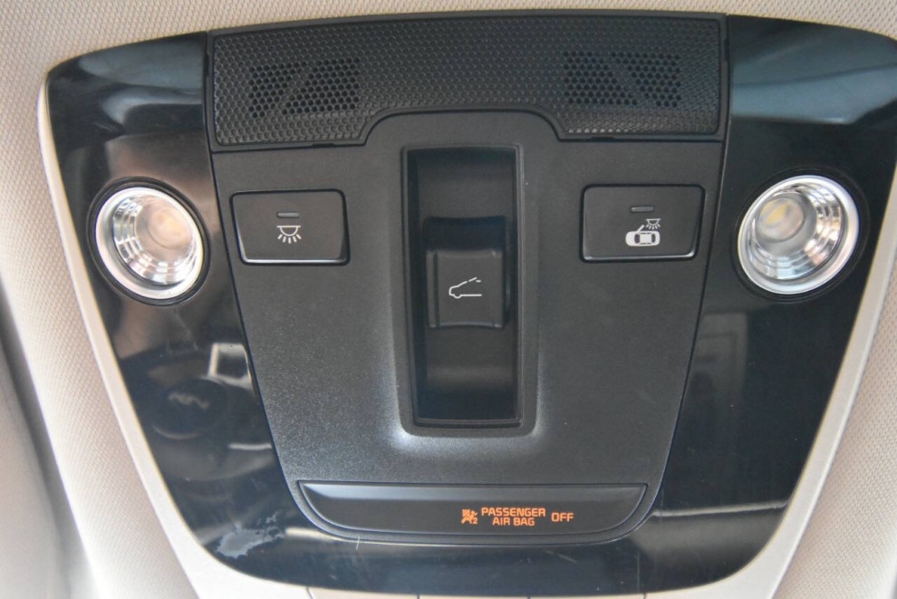 2022 Kia K5 EX 4dr Sedan, Silver, Mileage: 79,805 - photo 30