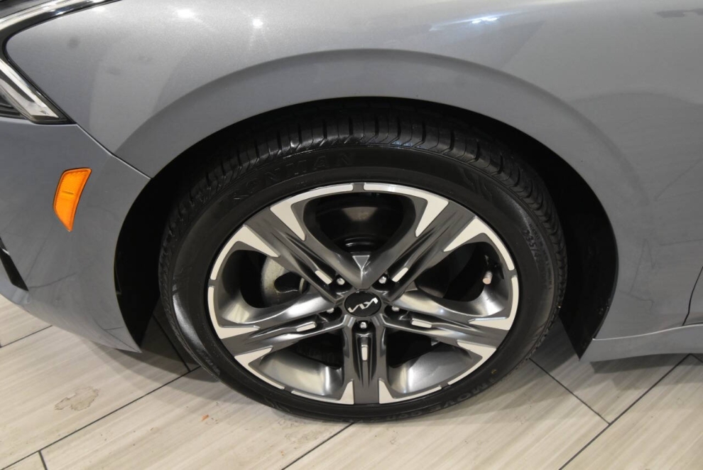 2022 Kia K5 EX 4dr Sedan, Silver, Mileage: 79,805 - photo 8