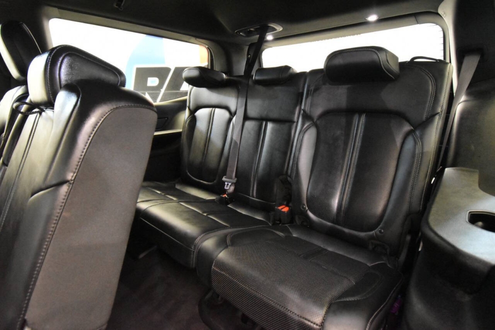 2022 Jeep Wagoneer Series II 4x4 4dr SUV, Gray, Mileage: 58,717 - photo 15