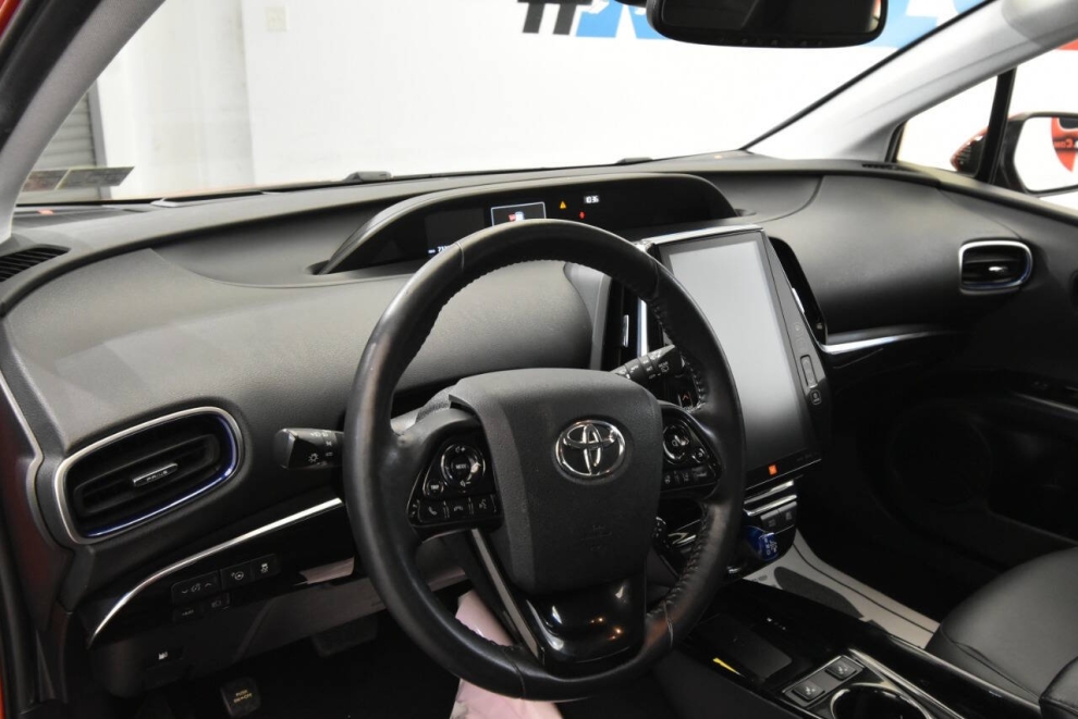 2019 Toyota Prius Limited 4dr Hatchback, , Mileage: 73,215 - photo 11