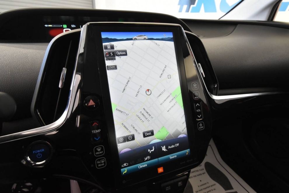 2019 Toyota Prius Limited 4dr Hatchback, , Mileage: 73,215 - photo 21