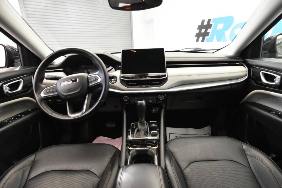 2022 Jeep Compass Limited 4x4 4dr SUV, , Mileage: 64,762 - photo 16