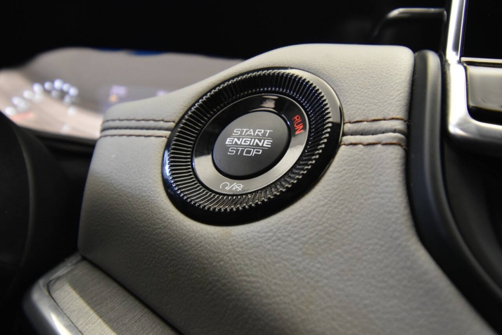 2022 Jeep Compass Limited 4x4 4dr SUV, , Mileage: 64,762 - photo 22