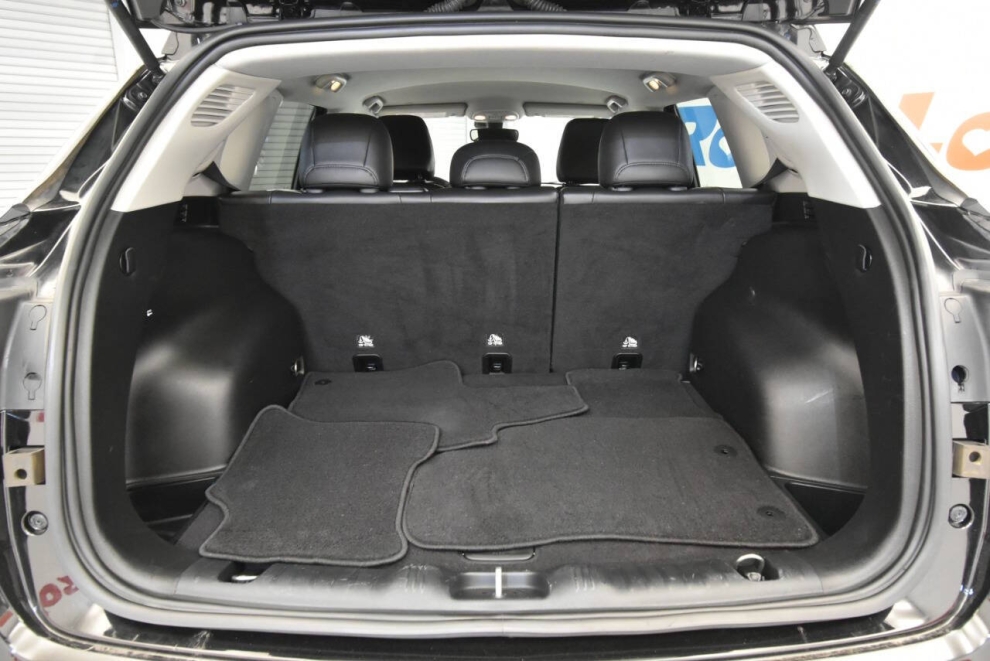 2022 Jeep Compass Limited 4x4 4dr SUV, , Mileage: 64,762 - photo 31