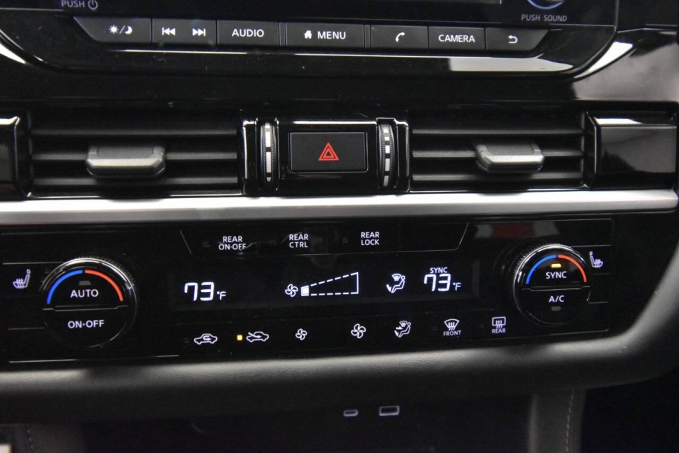 2022 Nissan Pathfinder SV AWD 4dr SUV, Gray, Mileage: 74,895 - photo 21