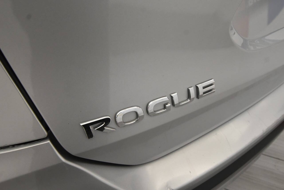 2020 Nissan Rogue SV 4dr Crossover, , Mileage: 76,329 - photo 28