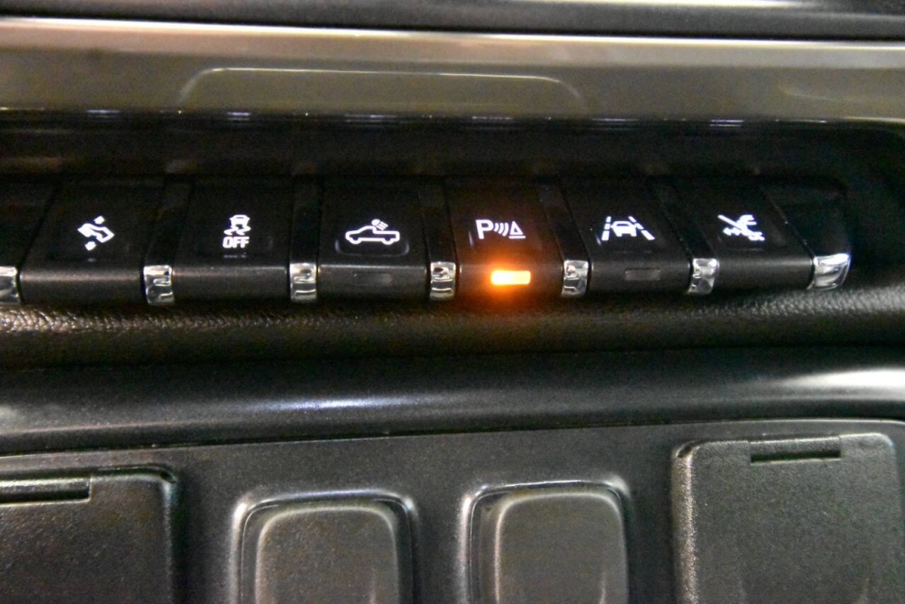 2018 Chevrolet Silverado 1500 HIGH COUNT, Gris, Mileage: 91,906 - photo 20