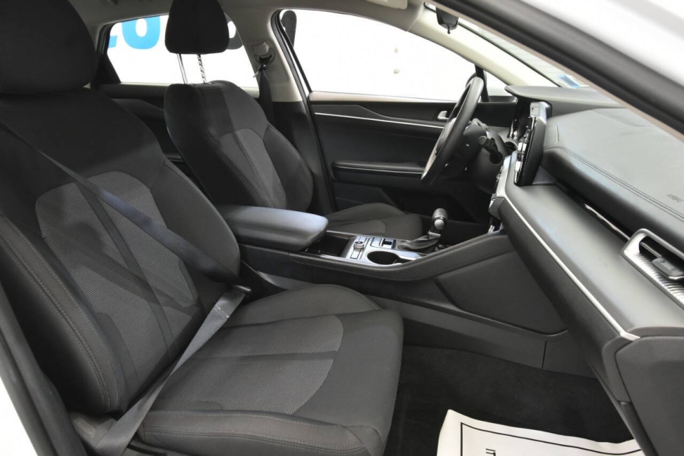 2023 Kia K5 LXS 4dr Sedan, White, Mileage: 55,908 - photo 14