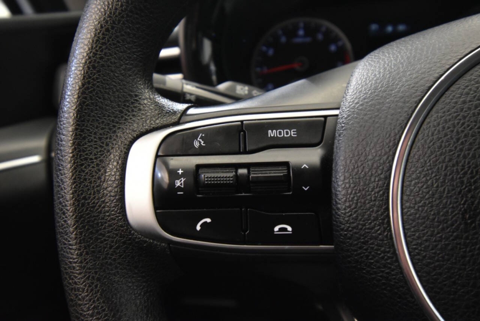 2023 Kia K5 LXS 4dr Sedan, White, Mileage: 55,908 - photo 25