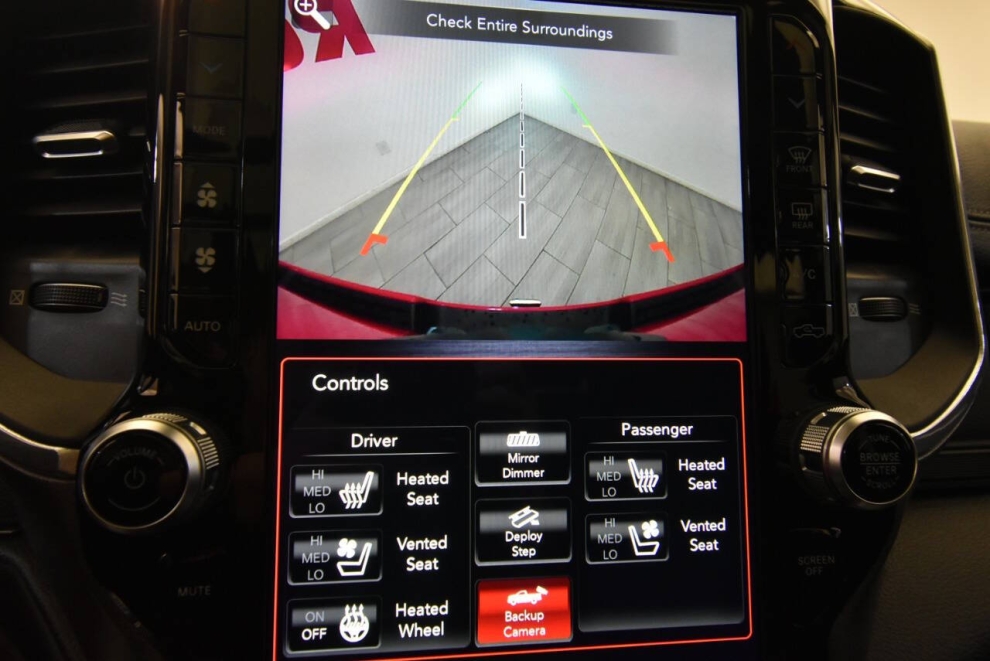 2021 RAM 1500 Laramie 4x4 4dr Crew Cab 5.6 ft. SB Pickup, Red, Mileage: 61,328 - photo 22