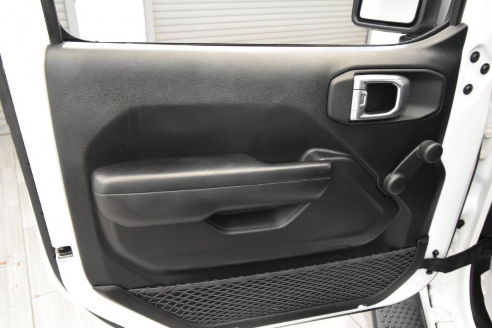 2021 Jeep Wrangler Sport 4x4 2dr SUV, White, Mileage: 38,955 - photo 12