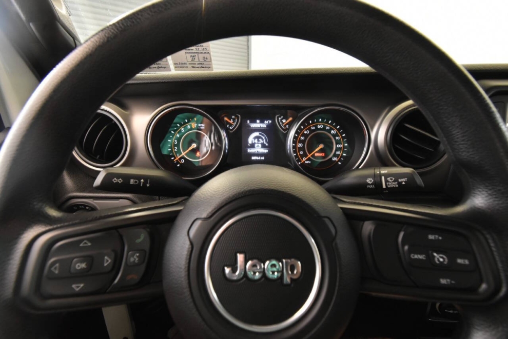 2021 Jeep Wrangler Sport 4x4 2dr SUV, White, Mileage: 38,955 - photo 23