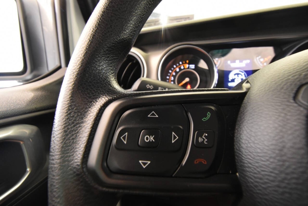 2021 Jeep Wrangler Sport 4x4 2dr SUV, White, Mileage: 38,955 - photo 24