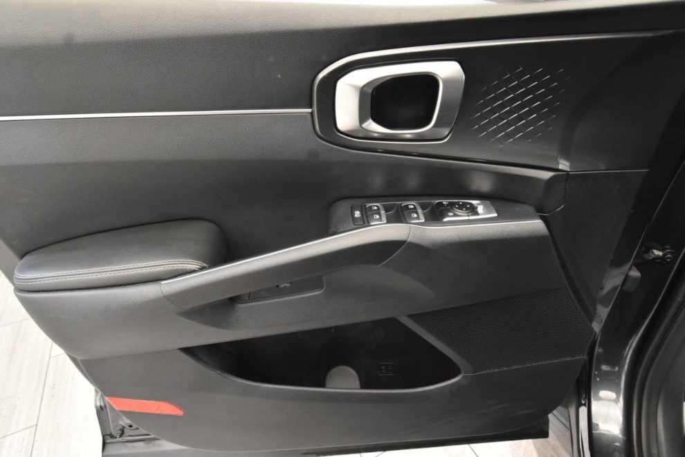 2024 Kia Sorento S AWD 4dr SUV, Gray, Mileage: 58,888 - photo 12