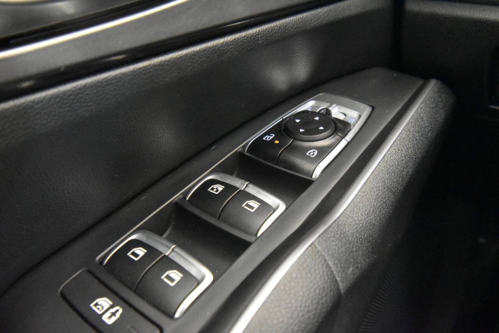 2024 Kia Sorento S AWD 4dr SUV, Gray, Mileage: 58,888 - photo 32