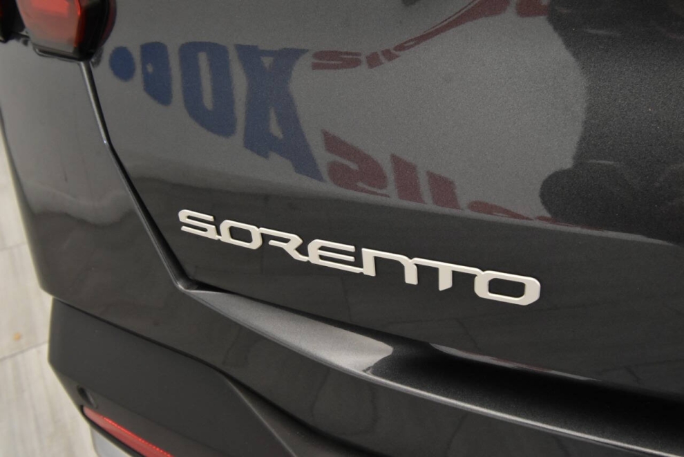 2024 Kia Sorento S AWD 4dr SUV, Gray, Mileage: 58,888 - photo 33