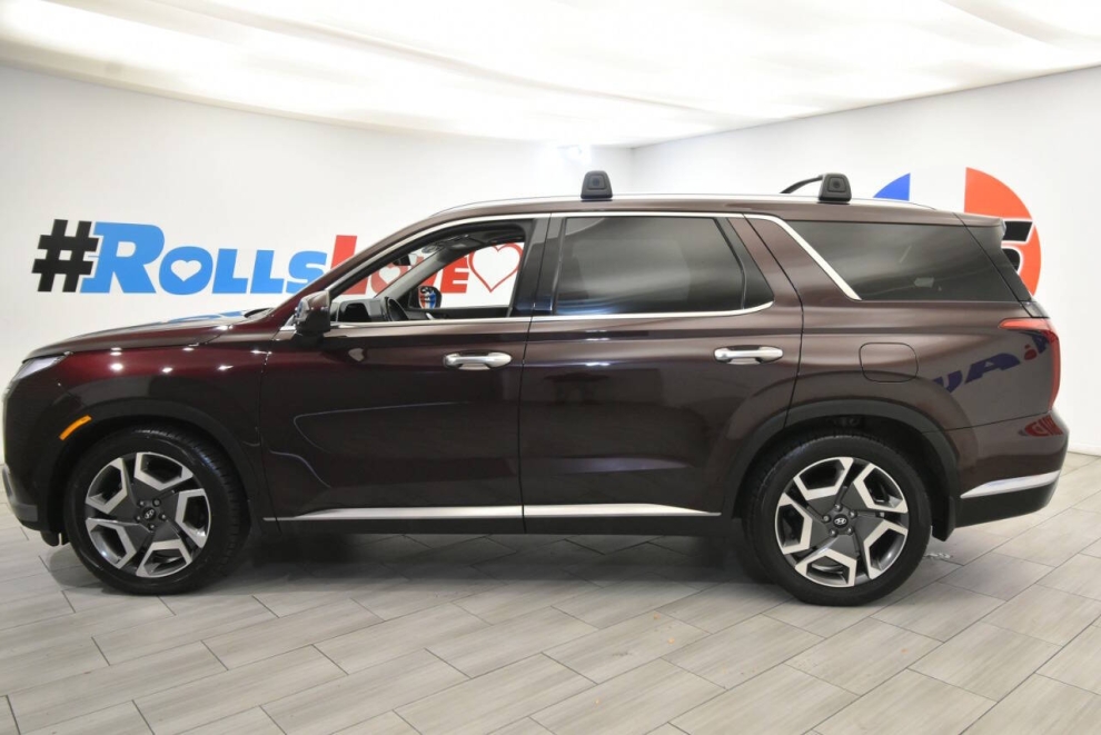 2024 Hyundai Palisade Limited AWD 4dr SUV, Burgundy, Mileage: 71,724 - photo 1