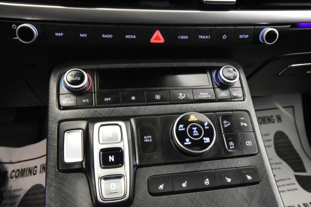 2024 Hyundai Palisade Limited AWD 4dr SUV, Burgundy, Mileage: 71,724 - photo 20