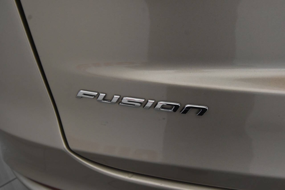 2019 Ford Fusion S 4dr Sedan, Champagne, Mileage: 44,023 - photo 30