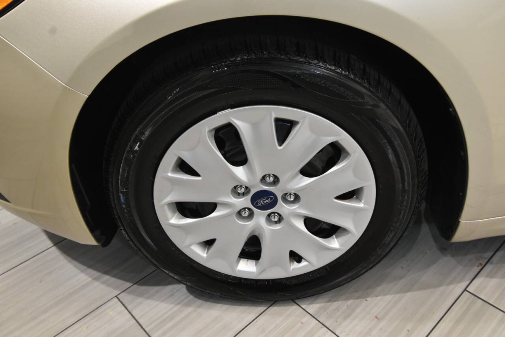 2019 Ford Fusion S 4dr Sedan, Champagne, Mileage: 44,023 - photo 9