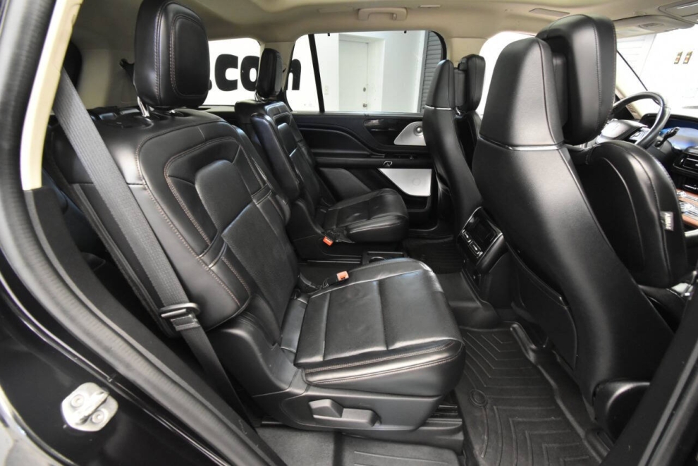 2021 Lincoln Aviator Reserve AWD 4dr SUV, Black, Mileage: 93,218 - photo 18
