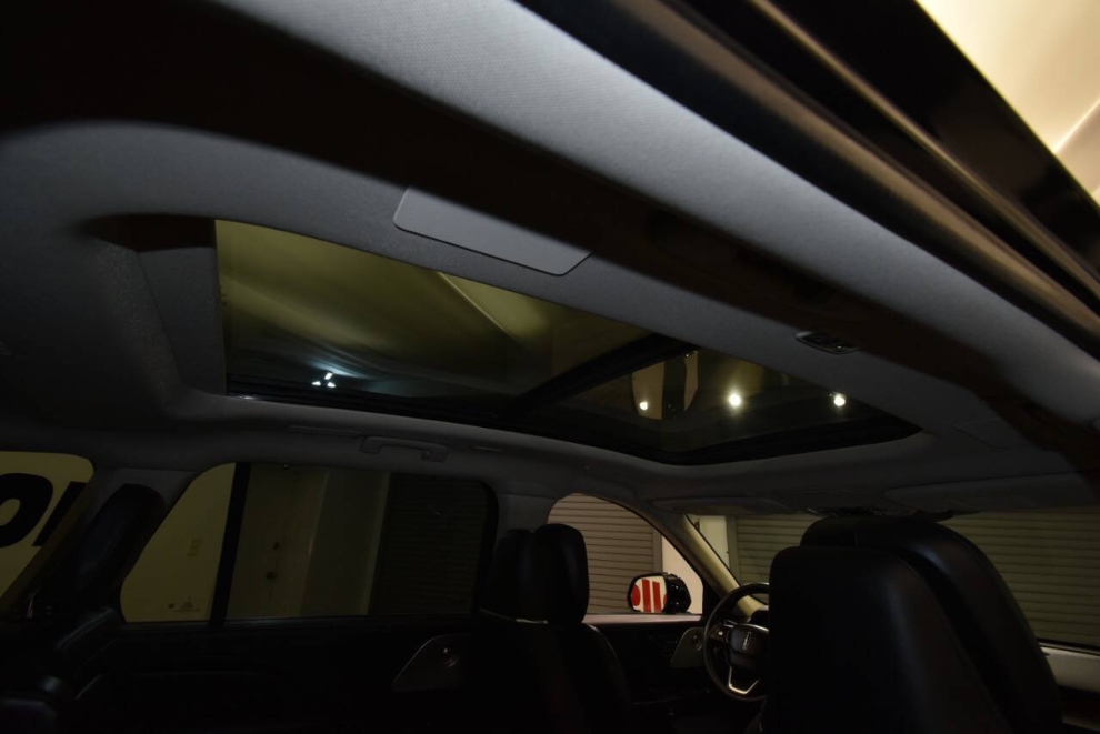 2021 Lincoln Aviator Reserve AWD 4dr SUV, Black, Mileage: 93,218 - photo 19