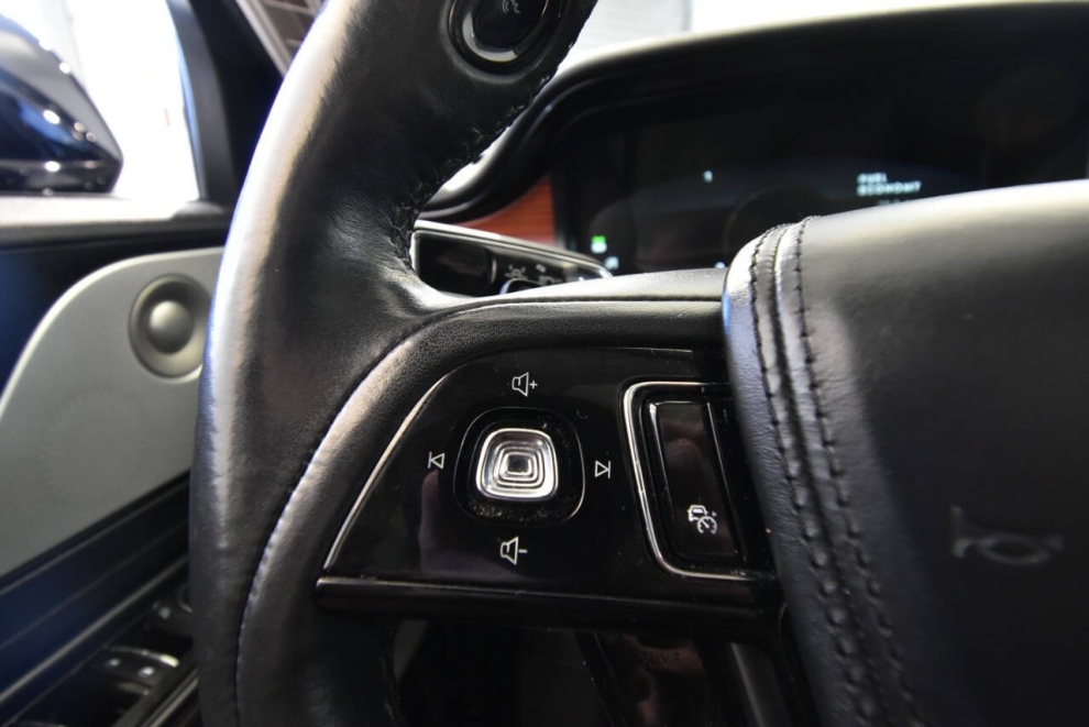 2021 Lincoln Aviator Reserve AWD 4dr SUV, Black, Mileage: 93,218 - photo 28