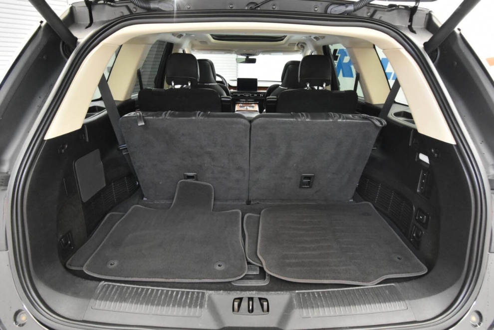 2021 Lincoln Aviator Reserve AWD 4dr SUV, Black, Mileage: 93,218 - photo 34