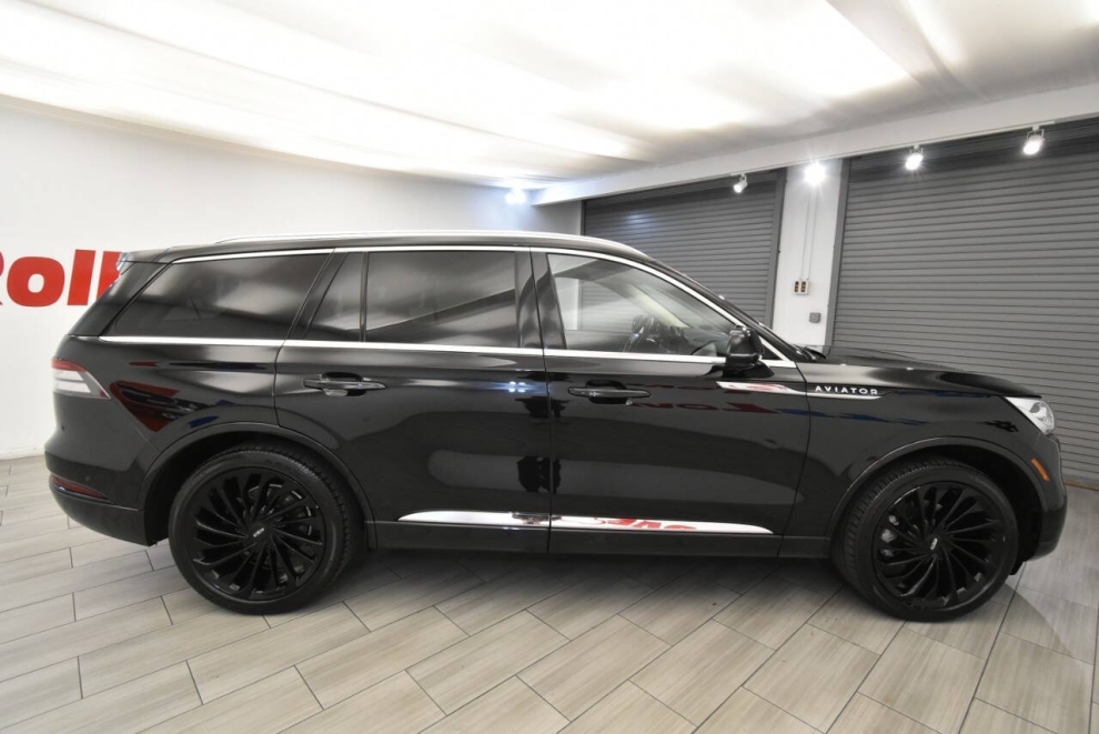 2021 Lincoln Aviator Reserve AWD 4dr SUV, Black, Mileage: 93,218 - photo 5