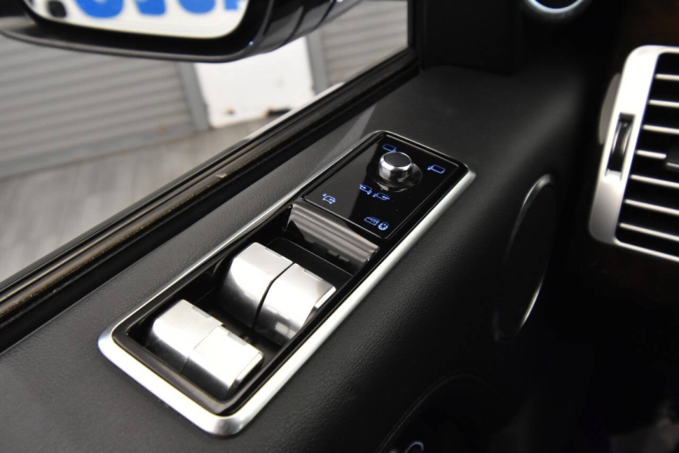 2021 Land Rover Range Rover P400 HSE Westminster Edition AWD 4dr SUV, White, Mileage: 92,879 - photo 33