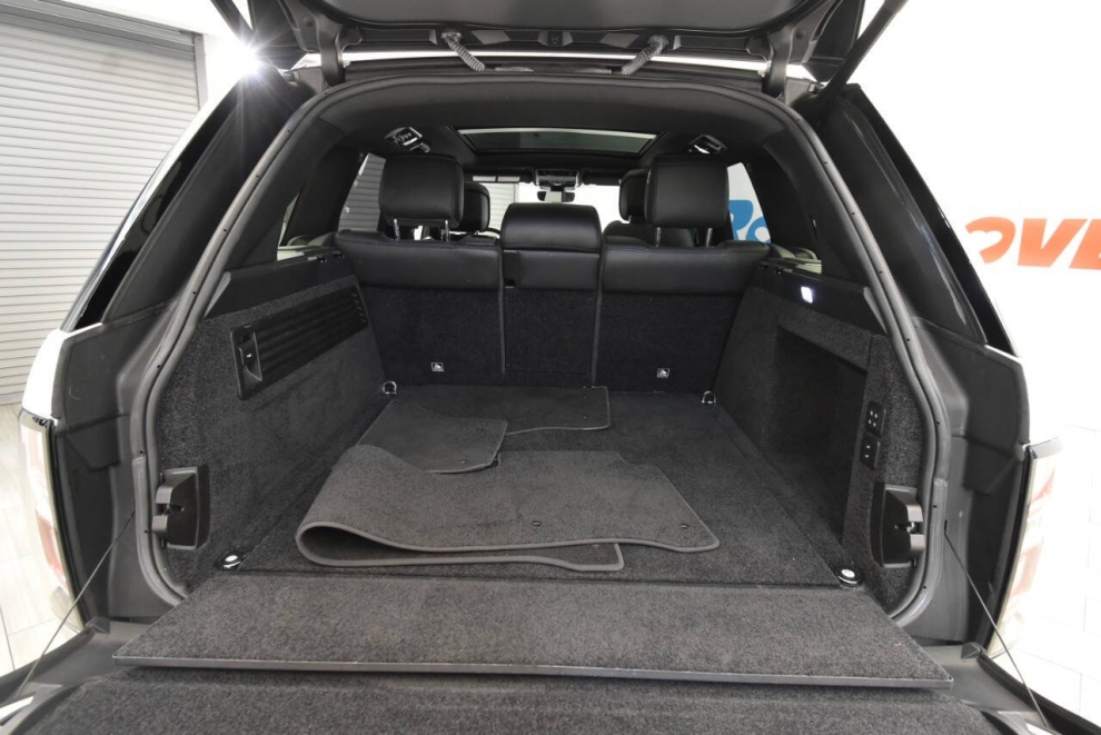 2021 Land Rover Range Rover P400 HSE Westminster Edition AWD 4dr SUV, White, Mileage: 92,879 - photo 36