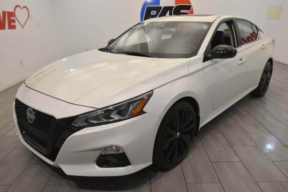 2022 Nissan Altima 2.5 SR 4dr Sedan, , Mileage: 94,402 