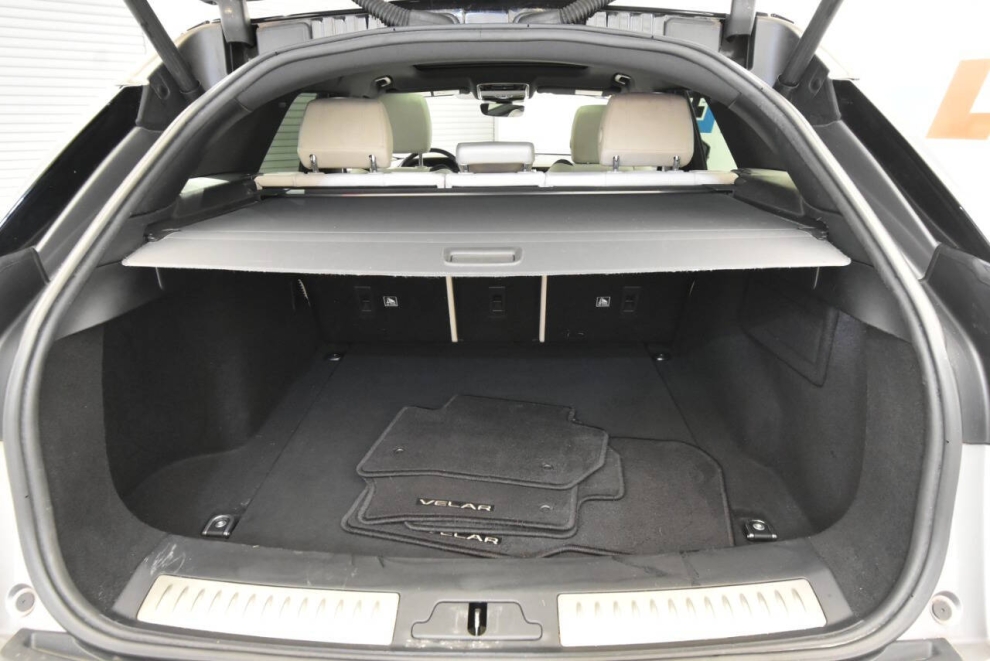 2020 Land Rover Range Rover Velar P340 S AWD 4dr SUV, White, Mileage: 92,120 - photo 32