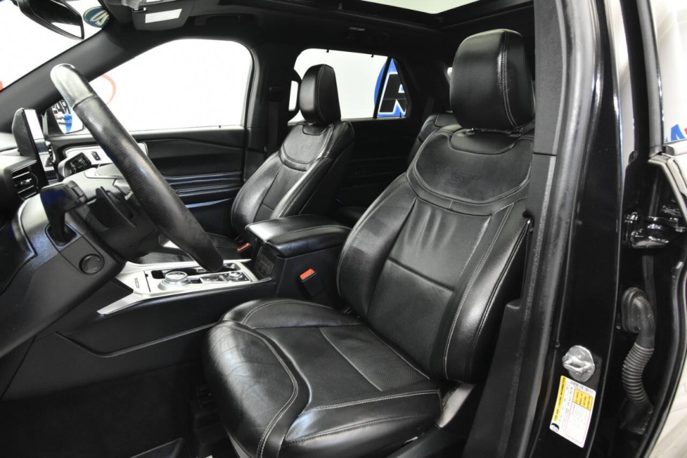 2020 Ford Explorer ST AWD 4dr SUV, Black, Mileage: 100,731 - photo 10
