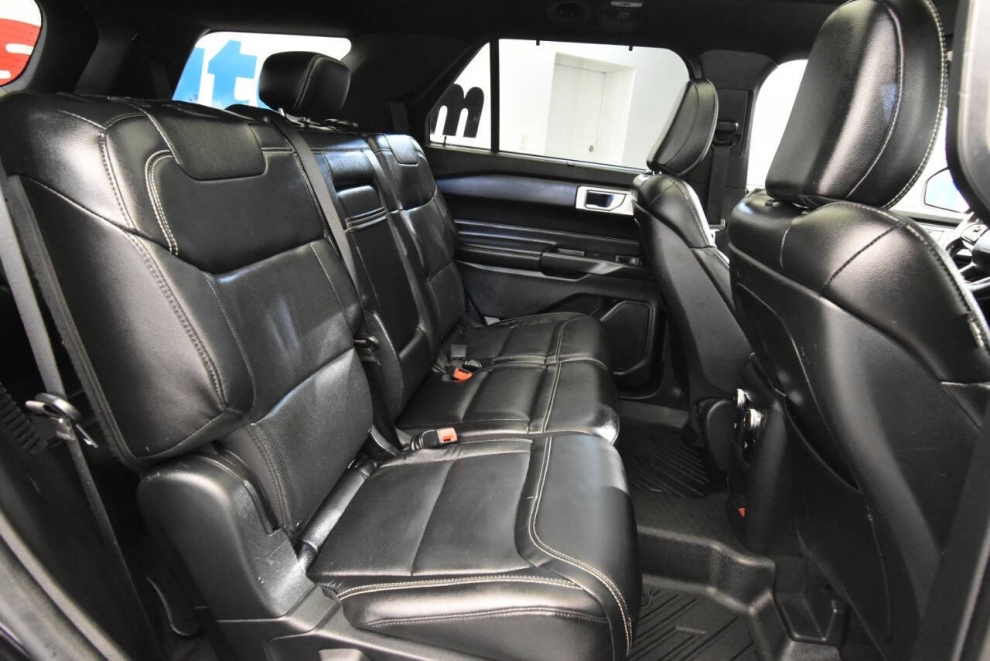 2020 Ford Explorer ST AWD 4dr SUV, Black, Mileage: 100,731 - photo 16
