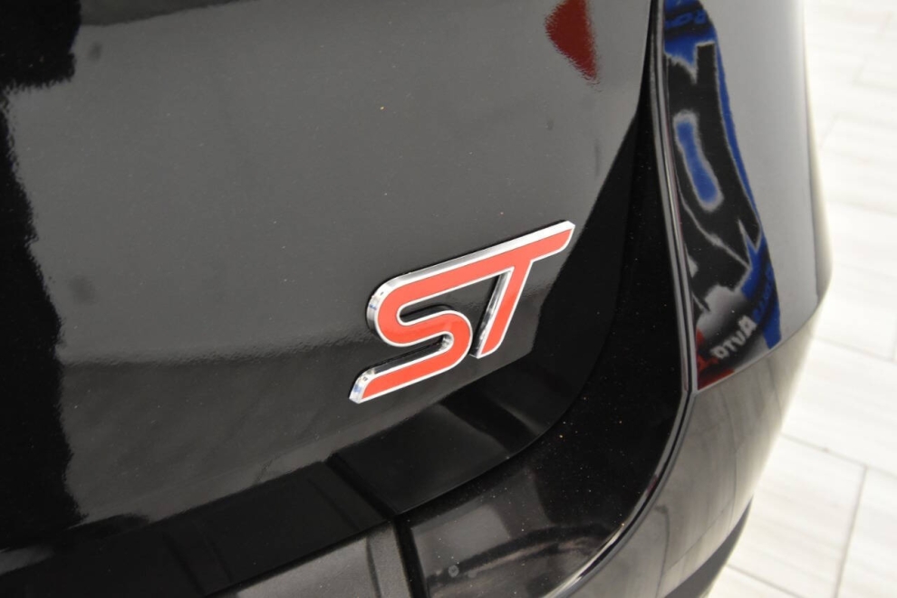 2020 Ford Explorer ST AWD 4dr SUV, Black, Mileage: 100,731 - photo 34