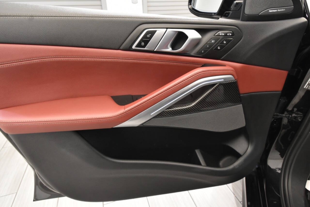 2022 BMW X6 M50i AWD 4dr Sports Activity Coupe, , Mileage: 63,907 - photo 12