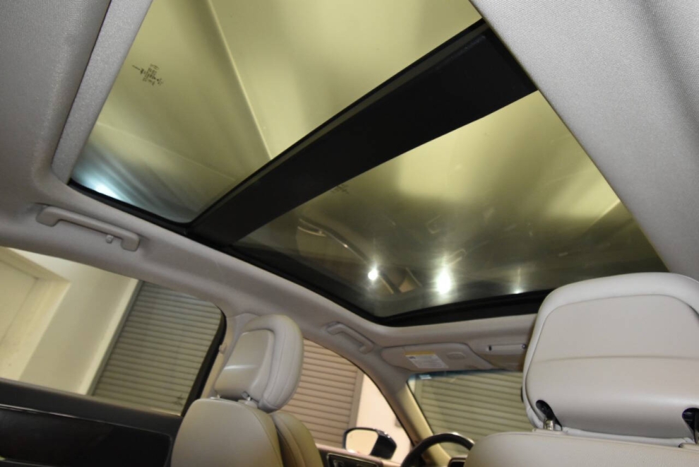 2019 Lincoln Continental Select AWD 4dr Sedan, Azul, Mileage: 78,717 - photo 16