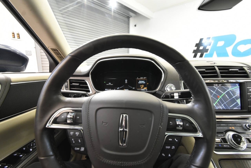 2019 Lincoln Continental Select AWD 4dr Sedan, Azul, Mileage: 78,717 - photo 22