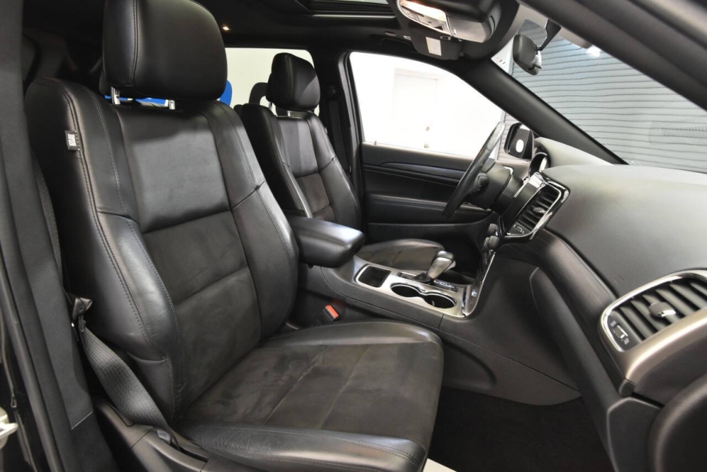 2021 Jeep Grand Cherokee LAREDO, , Mileage: 72,589 - photo 14