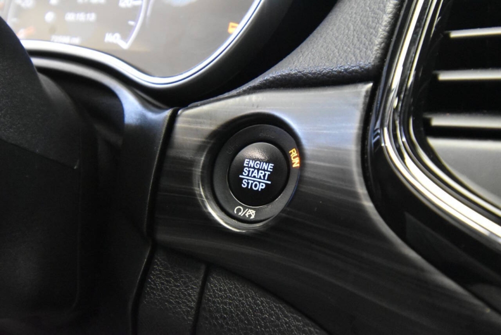 2021 Jeep Grand Cherokee LAREDO, , Mileage: 72,589 - photo 23