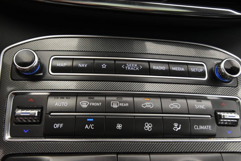 2023 Hyundai Santa Fe SEL AWD 4dr Crossover, Rojo, Mileage: 75,665 - photo 18