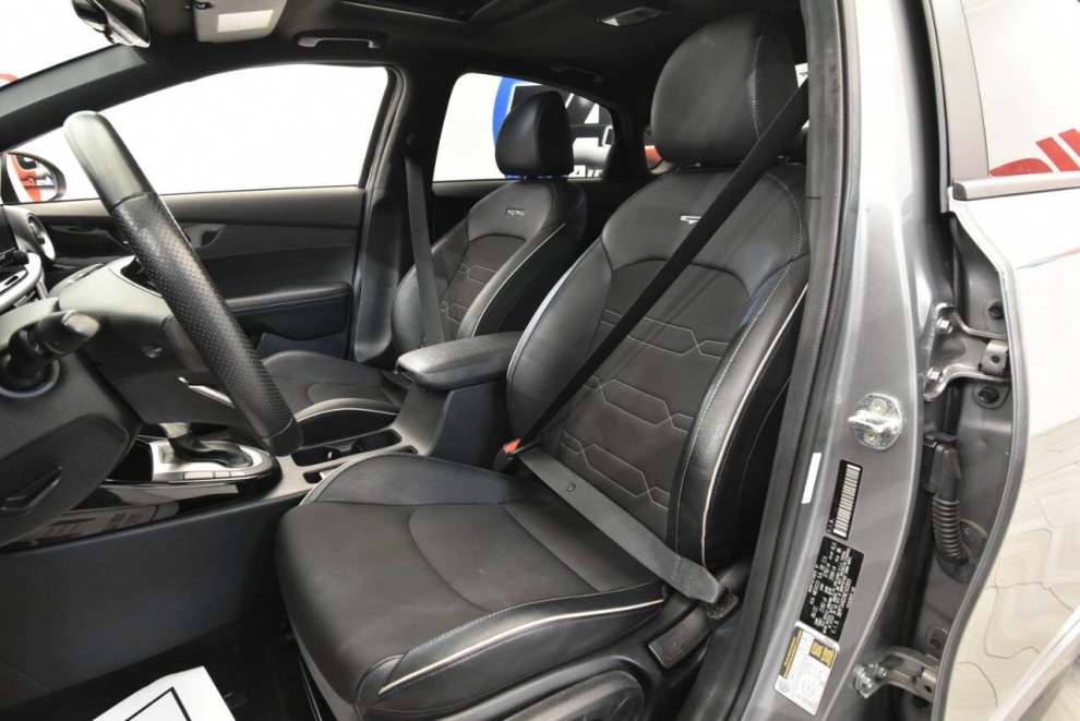 2022 Kia Forte GT Line 4dr Sedan, Gray, Mileage: 70,377 - photo 10