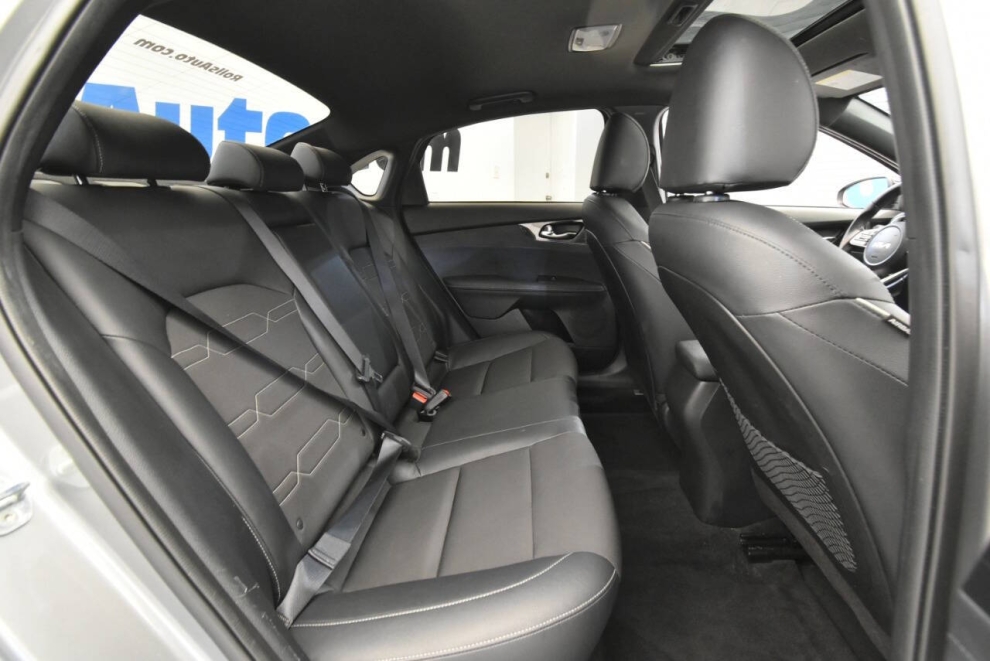 2022 Kia Forte GT Line 4dr Sedan, Gray, Mileage: 70,377 - photo 15