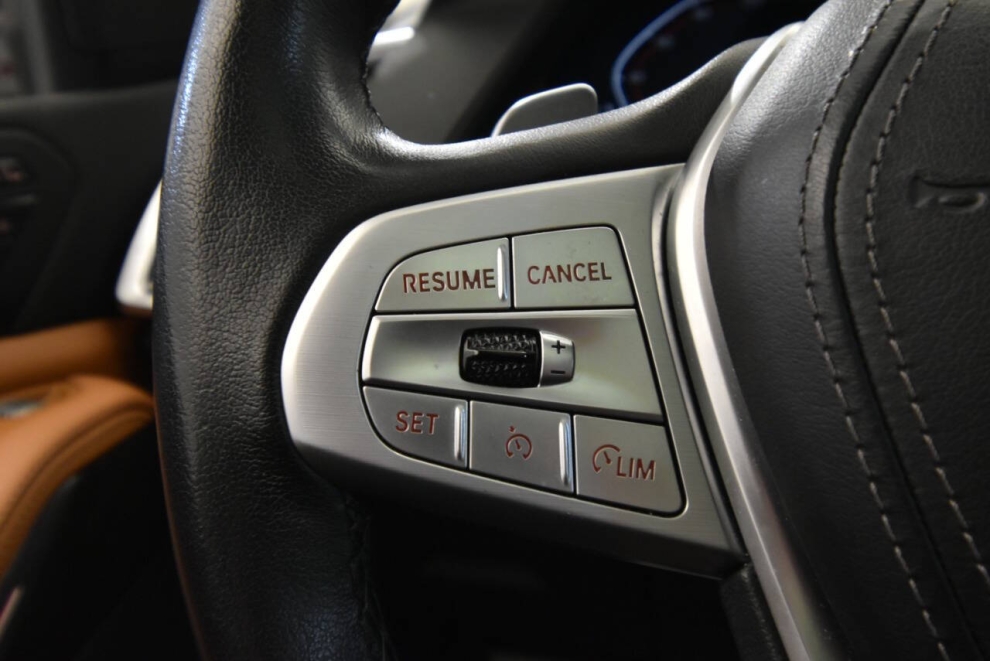 2022 BMW X7 xDrive40i AWD 4dr Sports Activity Vehicle, Black, Mileage: 48,853 - photo 26