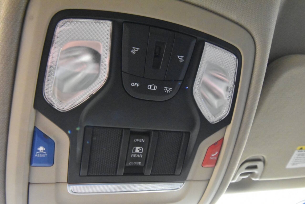 2019 RAM 1500 Big Horn 4x4 4dr Crew Cab 5.6 ft. SB Pickup, , Mileage: 92,830 - photo 23